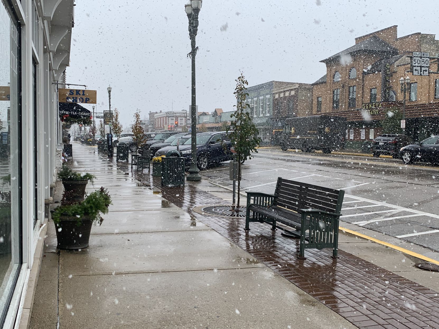 Lake Geneva snow Nov. 12, 2021